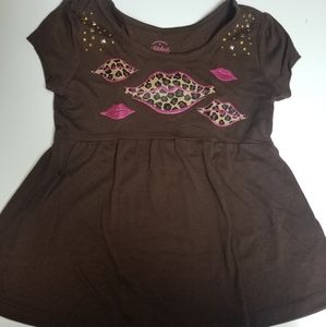 Faded Glory girls top, cheetah lips